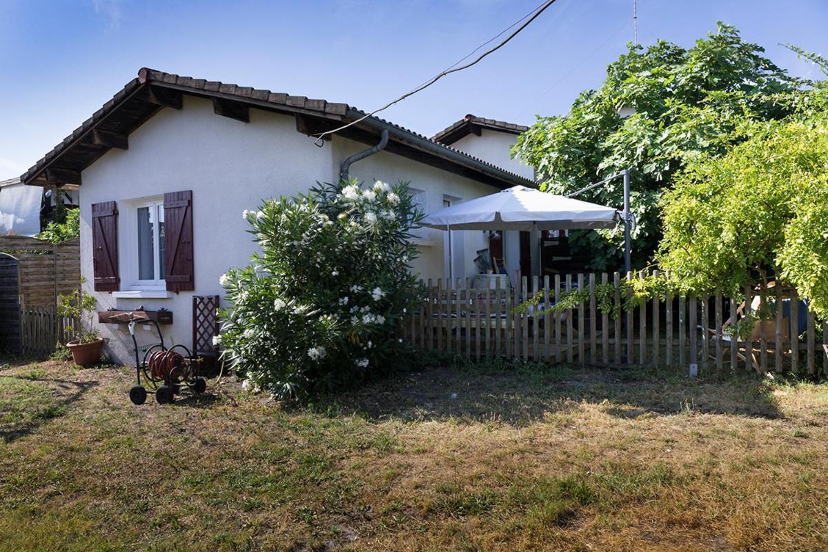 Maisonpetitgasbiganos Exteriér fotografie